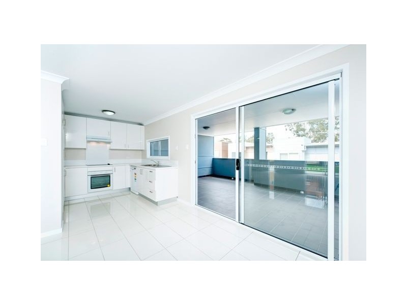 3/108 Nicholson Street, Greenslopes QLD 4120