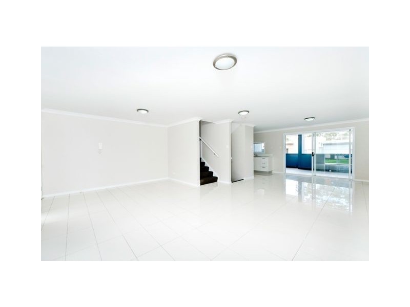 3/108 Nicholson Street, Greenslopes QLD 4120