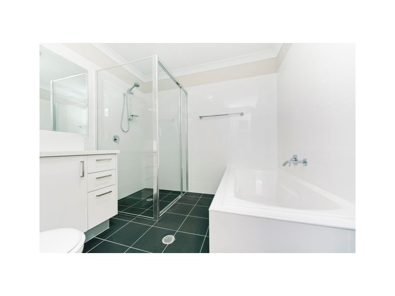 3/108 Nicholson Street, Greenslopes QLD 4120