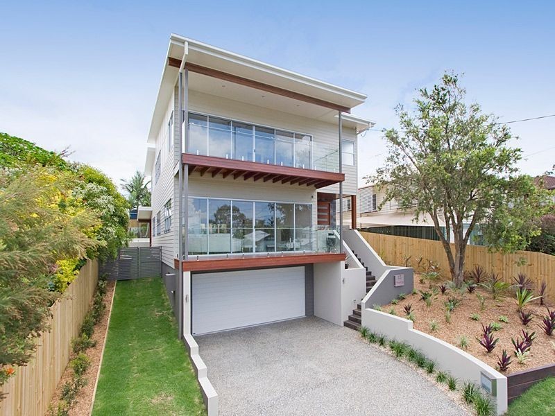 15 Thomas Street, Camp Hill QLD 4152