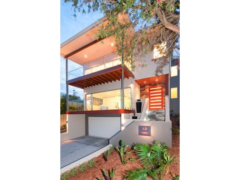 15 Thomas Street, Camp Hill QLD 4152