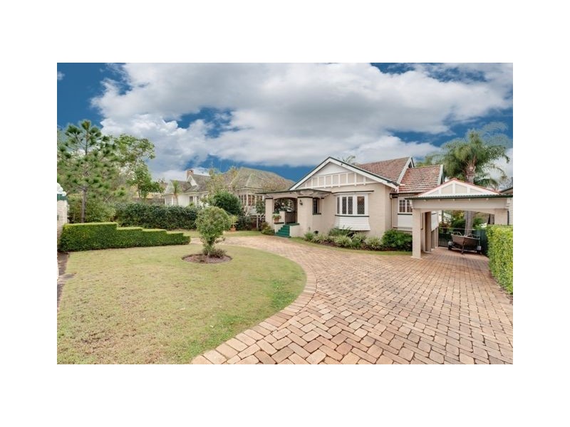 364 Cavendish Road, Coorparoo QLD 4151