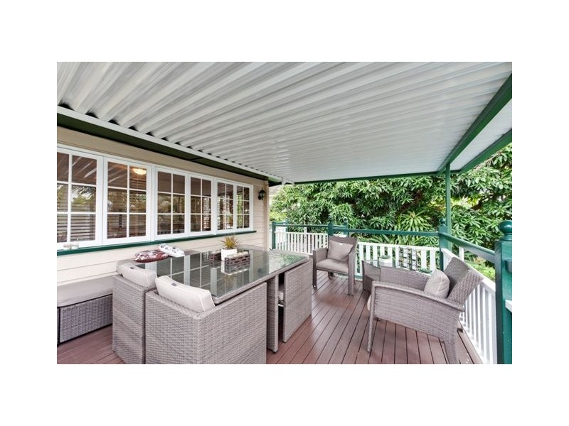 364 Cavendish Road, Coorparoo QLD 4151