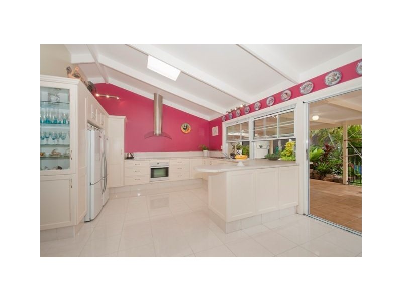 110 Indus Street, Camp Hill QLD 4152