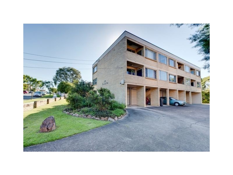 1/72 Kitchener Street, Coorparoo QLD 4151