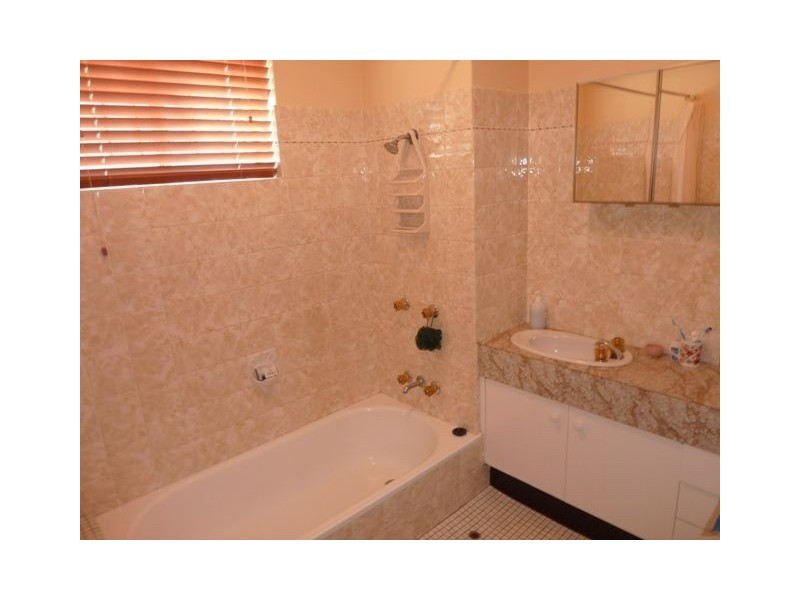 2/26 Kirkland Avenue, Coorparoo QLD 4151