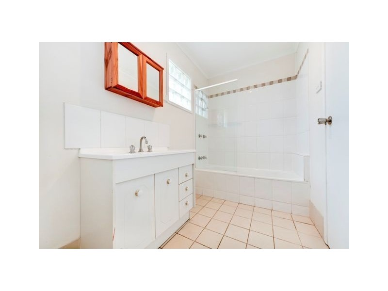 939 Stanley Street East, East Brisbane QLD 4169