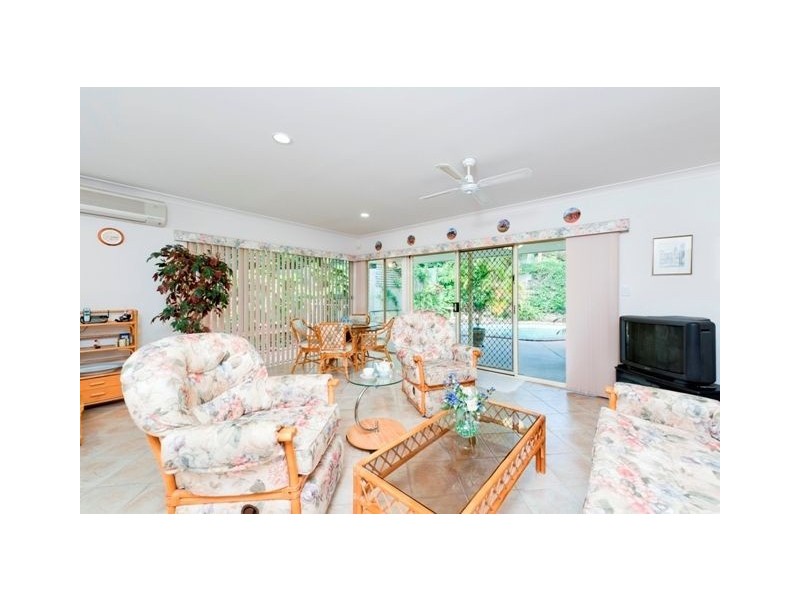 8 Poinciana Close, Mount Gravatt East QLD 4122