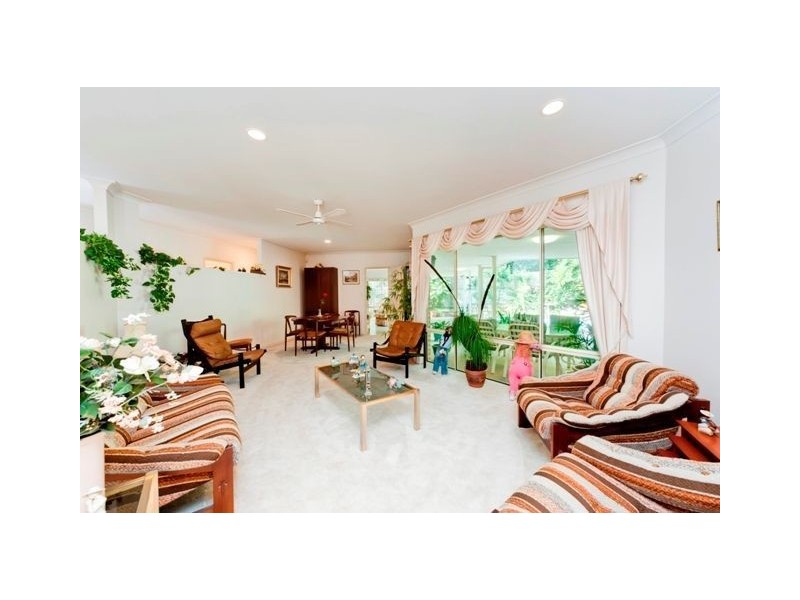 8 Poinciana Close, Mount Gravatt East QLD 4122