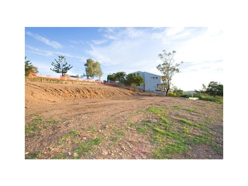 19 Aemilia Avenue, Seven Hills QLD 4170