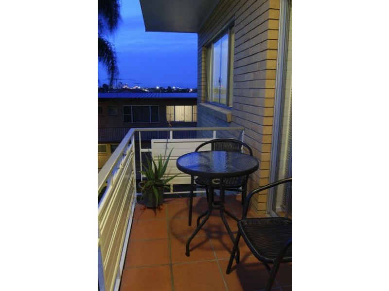 7/28 Kitchener Street, Coorparoo QLD 4151