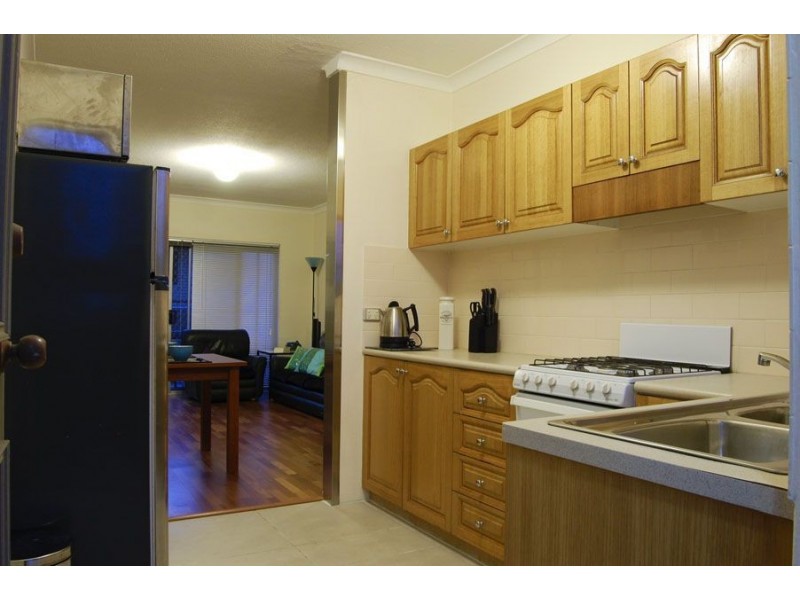 7/28 Kitchener Street, Coorparoo QLD 4151