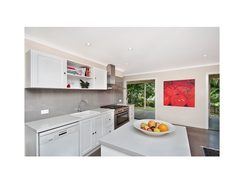 52 McLay Street, Coorparoo QLD 4151