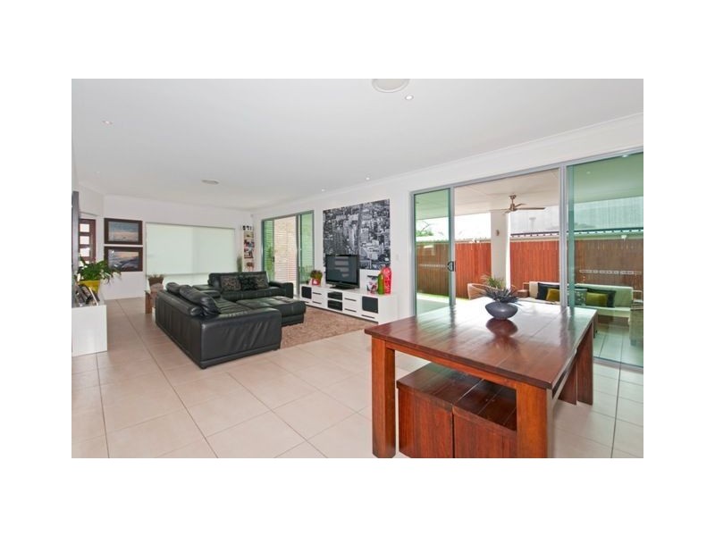 117 Brodie Street, Holland Park West QLD 4121