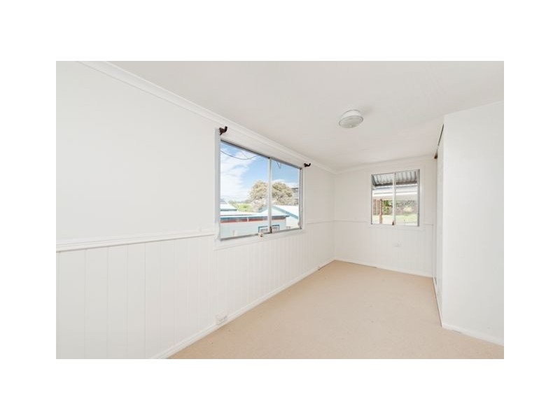 10 Thomas Street, Camp Hill QLD 4152