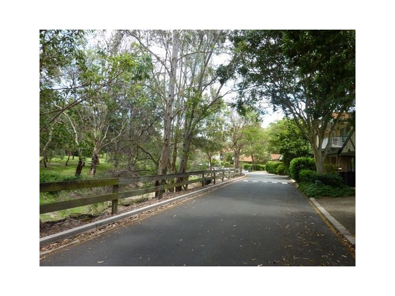 27/15 Perrin Drive, Morningside QLD 4170