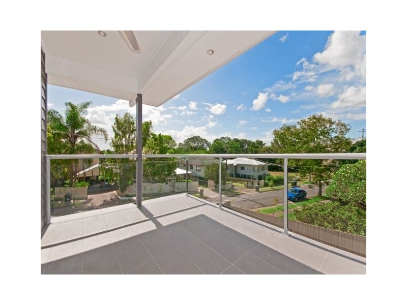 1, 2, 3/42 Brown Street, Camp Hill QLD 4152
