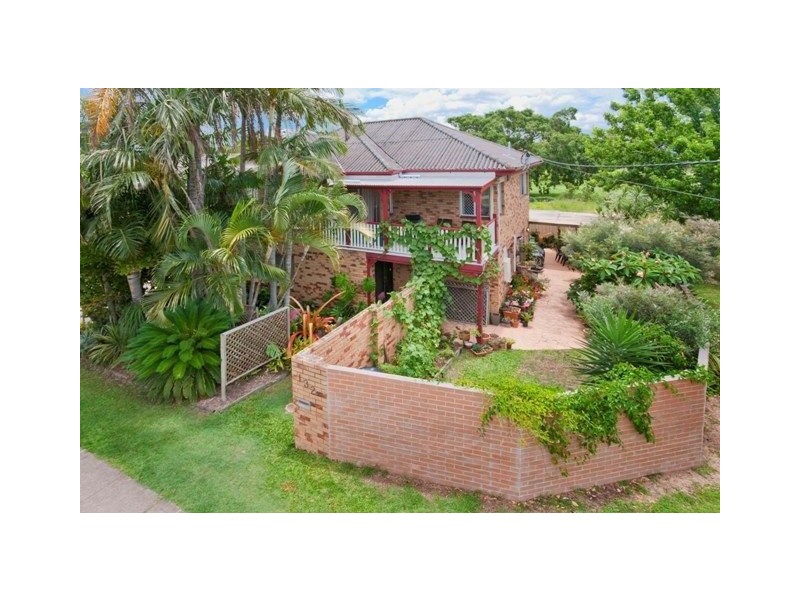 132 Barrack Road, Cannon Hill QLD 4170