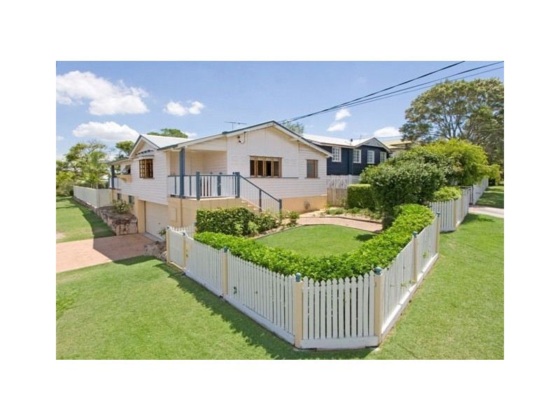 27 City View Road, Camp Hill QLD 4152