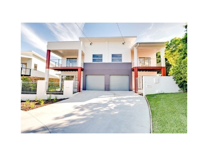 9 Ames Street, Coorparoo QLD 4151