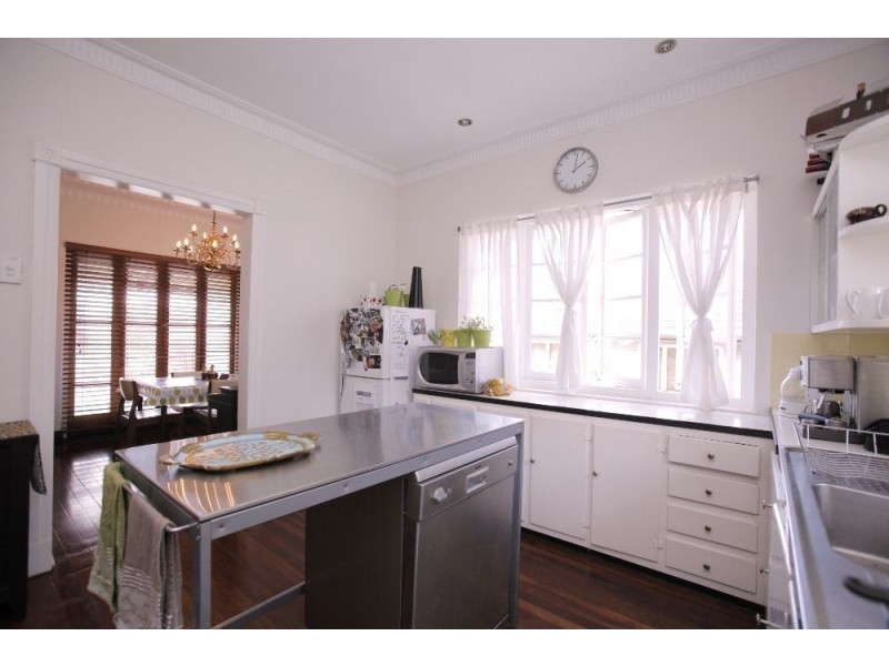 12 Sterculia Avenue, Holland Park West QLD 4121