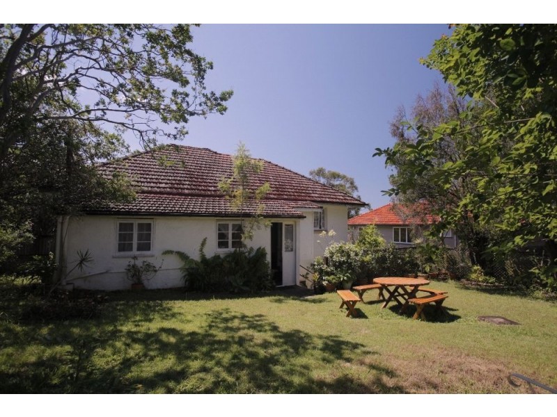 12 Sterculia Avenue, Holland Park West QLD 4121