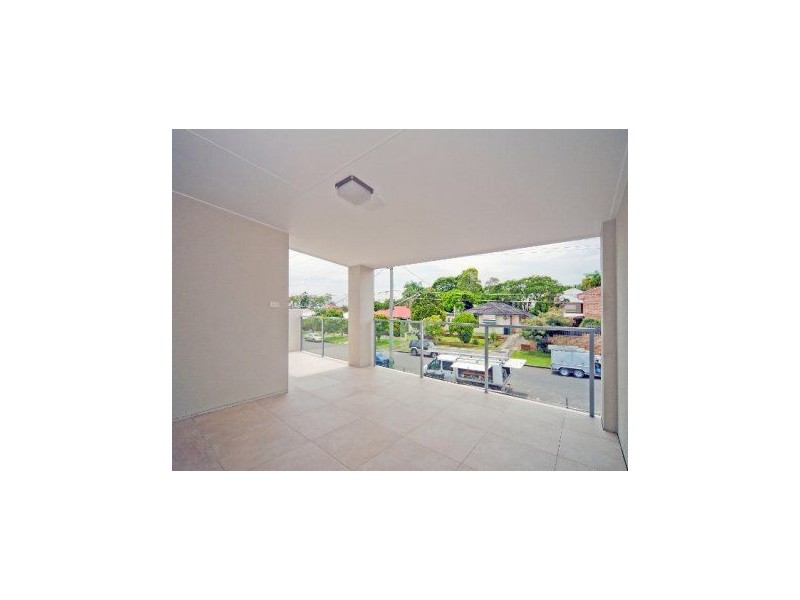 1 & 6/28 Adelaide Street, Carina QLD 4152