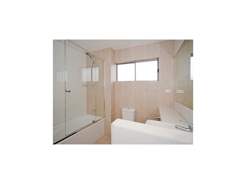 1 & 6/28 Adelaide Street, Carina QLD 4152