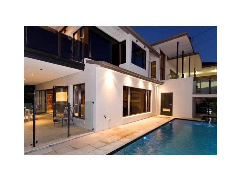 22 Spica Street, Coorparoo QLD 4151