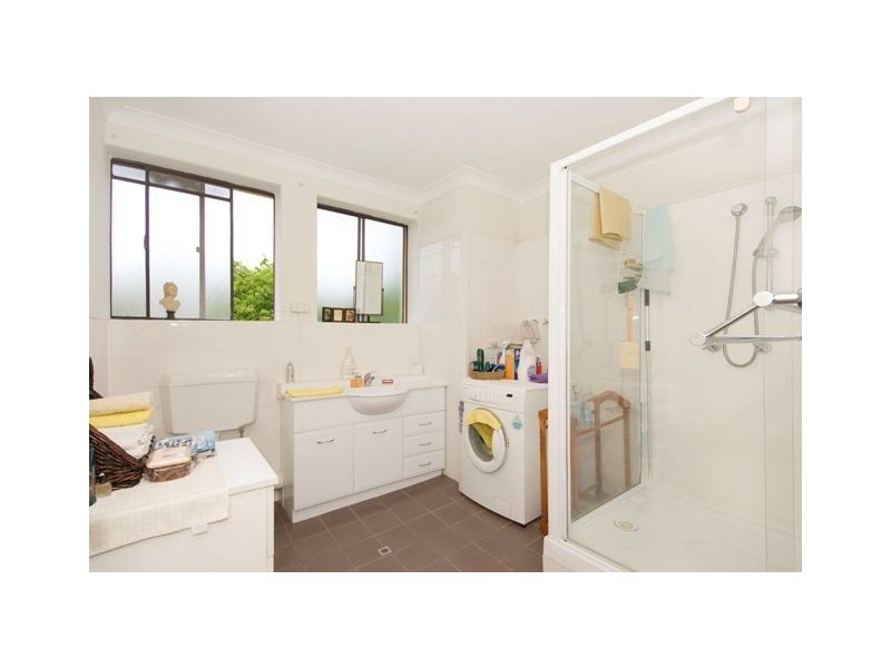 4/361 Cornwall Street, Greenslopes QLD 4120