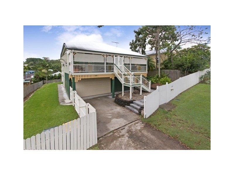 58 Thynne Avenue, Norman Park QLD 4170