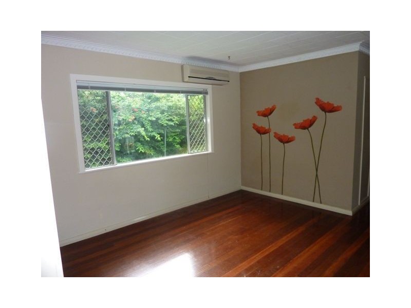 47 Gladstone Street, Coorparoo QLD 4151