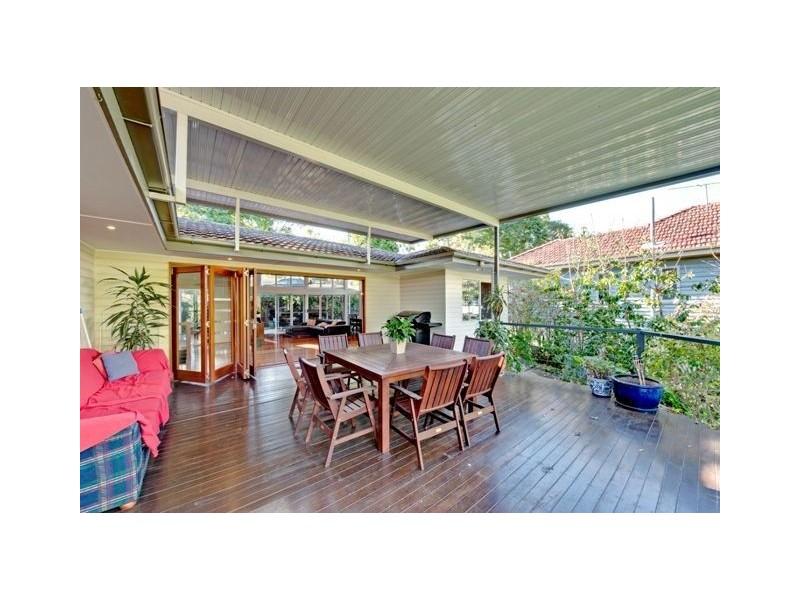 101 The Promenade, Camp Hill QLD 4152