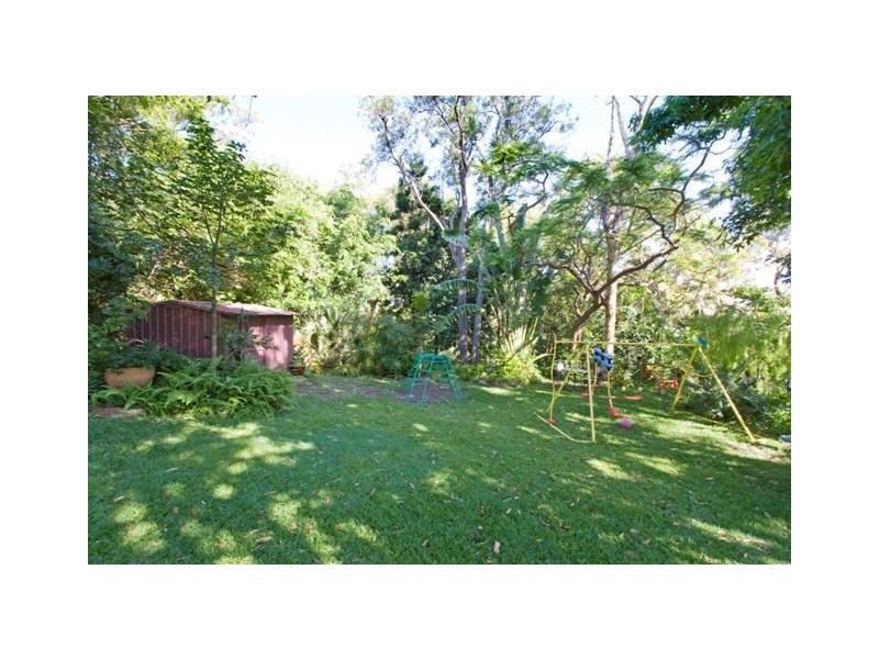 101 The Promenade, Camp Hill QLD 4152