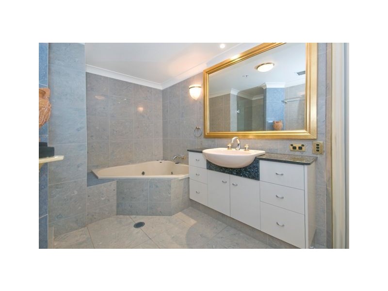 43/30 O’Connell Street, Kangaroo Point QLD 4169