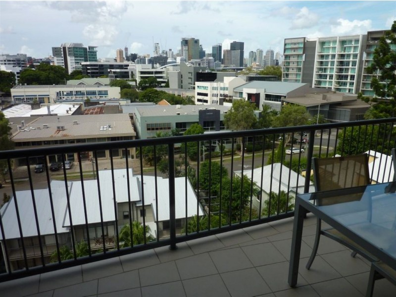 1073/18 Manning Street, Milton QLD 4064