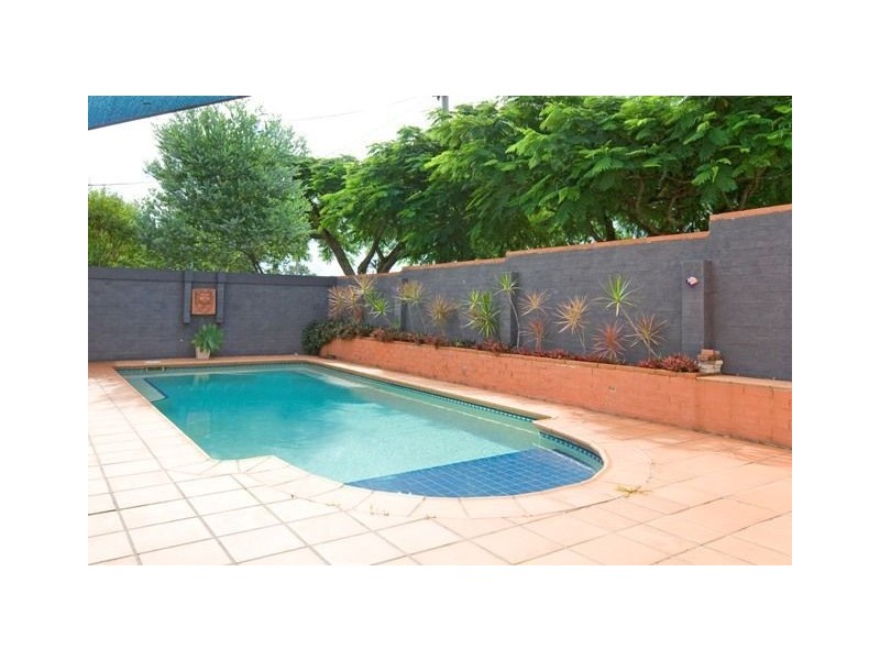 76 Nicholson Street, Greenslopes QLD 4120