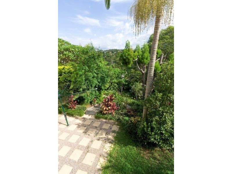 76 Nicholson Street, Greenslopes QLD 4120