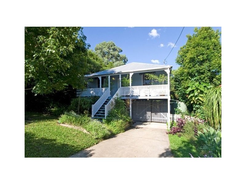 8 Edgar Street, East Brisbane QLD 4169