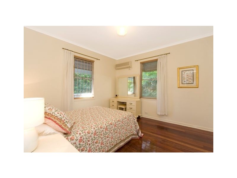 8 Edgar Street, East Brisbane QLD 4169