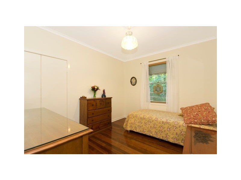 8 Edgar Street, East Brisbane QLD 4169