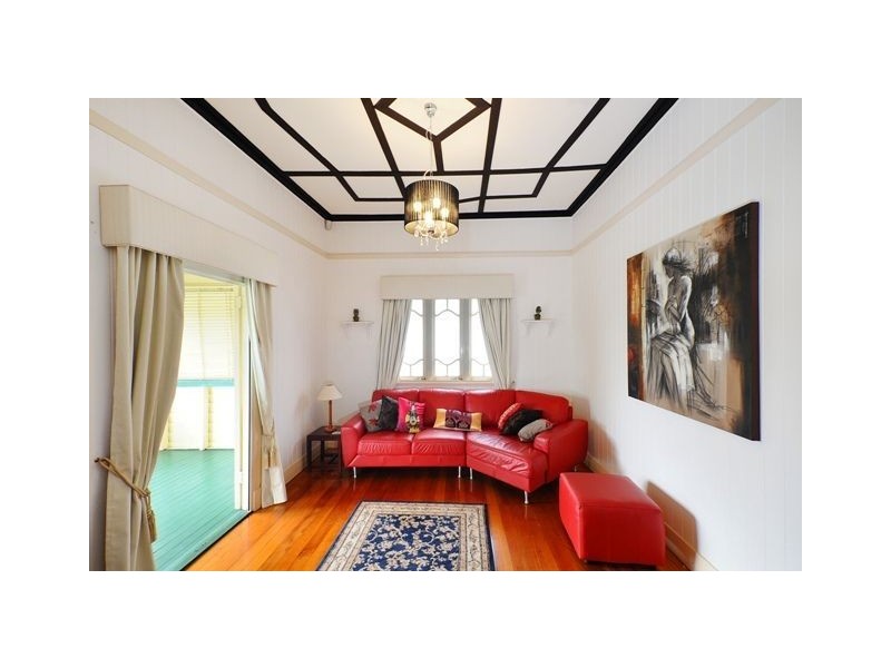 77 Warilda Street, Camp Hill QLD 4152