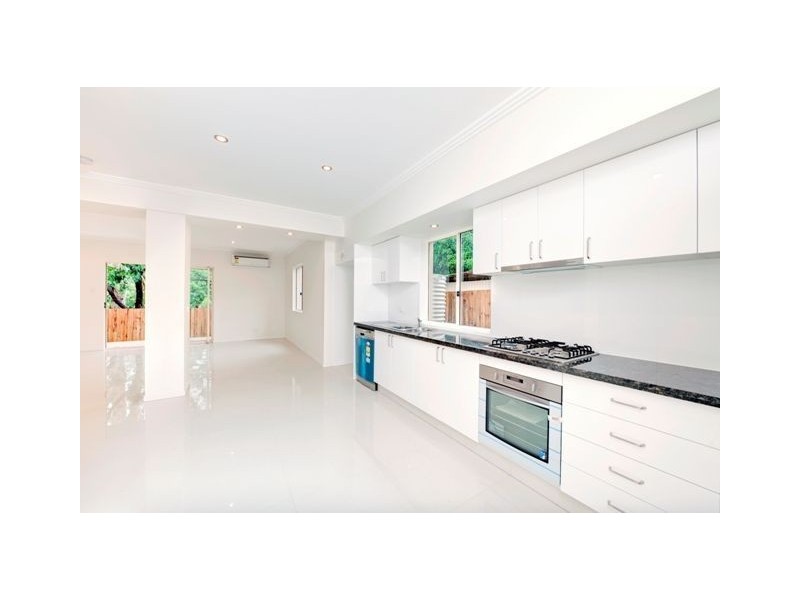 2/142 Ekibin Road East, Tarragindi QLD 4121