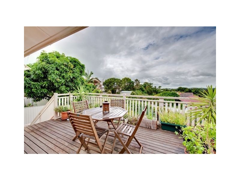 120 Cracknell Road, Tarragindi QLD 4121