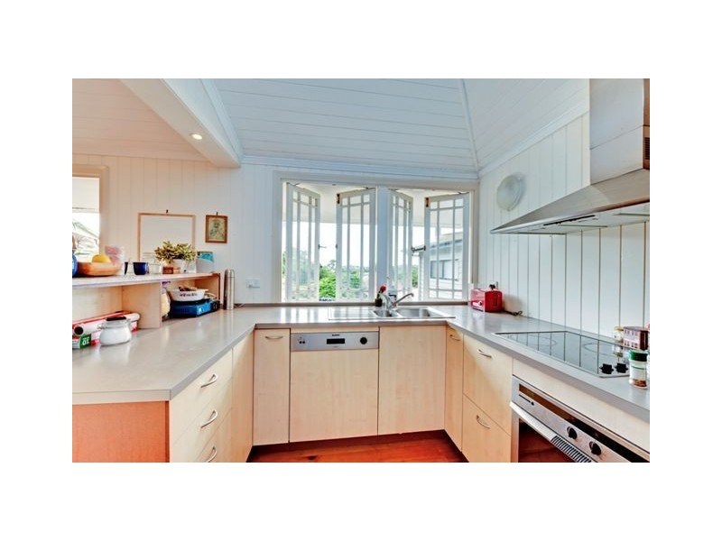 120 Cracknell Road, Tarragindi QLD 4121