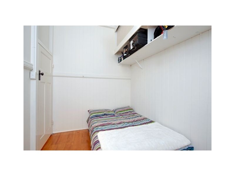 67 Sackville Street, Greenslopes QLD 4120