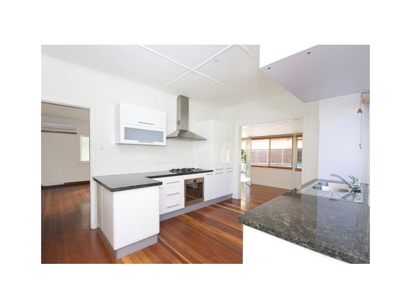 89 Denman Street, Greenslopes QLD 4120