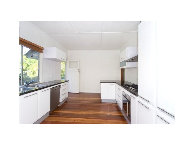 89 Denman Street, Greenslopes QLD 4120