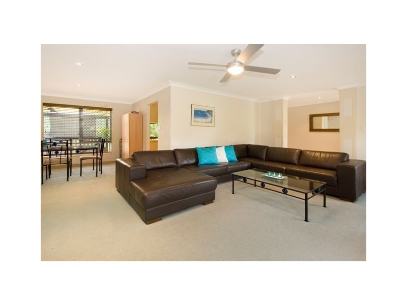 33 Kirra Place, Carindale QLD 4152