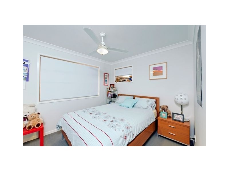 37a Raven Street, Camp Hill QLD 4152